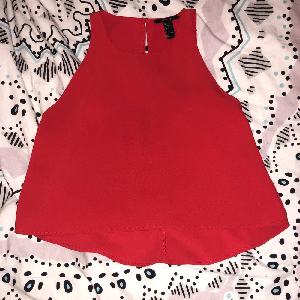 Red sleeveless crop top